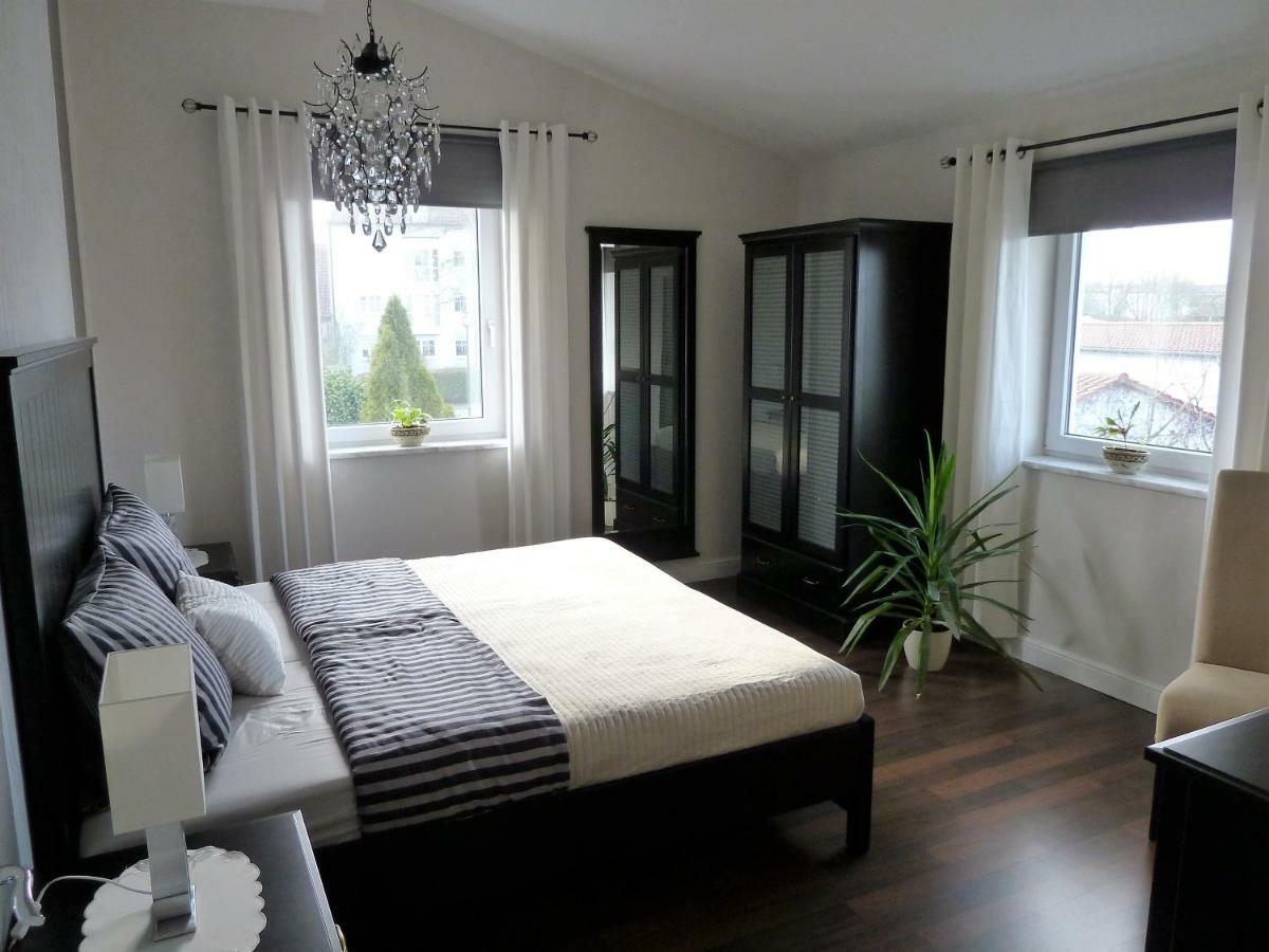 Schedler Apartment Gerbrunn Екстериор снимка